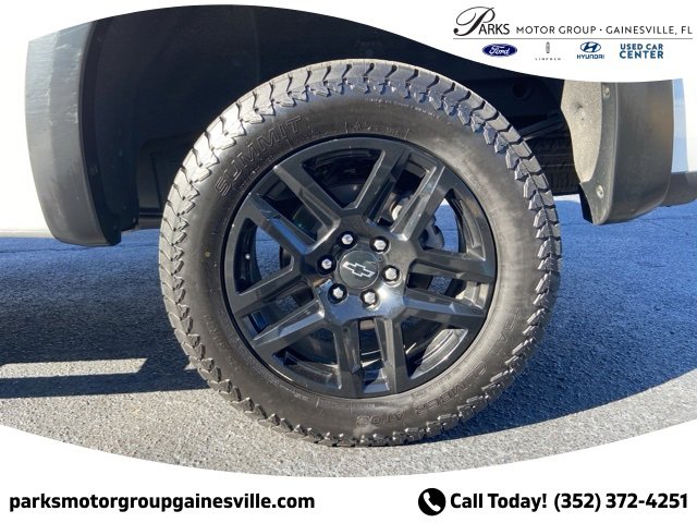 Used 2020 Chevrolet Silverado 1500 Custom w/ Rally Edition image 12