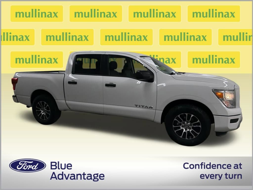 Used 2022 Nissan Titan SV video 2