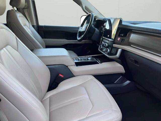 Certified 2024 Ford Expedition Limited AWD/4WD image 11