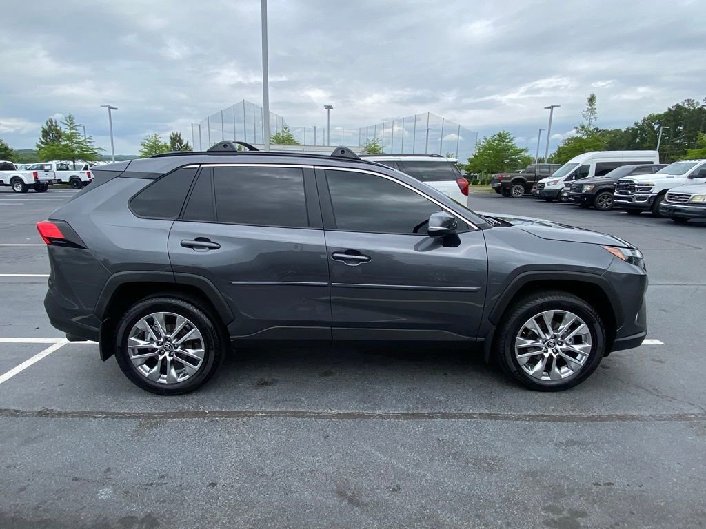 Used 2025 Toyota RAV4 XLE Premium FWD image 6