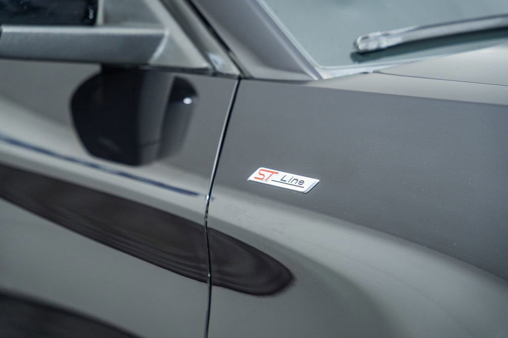 Certified 2022 Ford Explorer ST-Line w/ Class IV Trailer Tow Package image 17