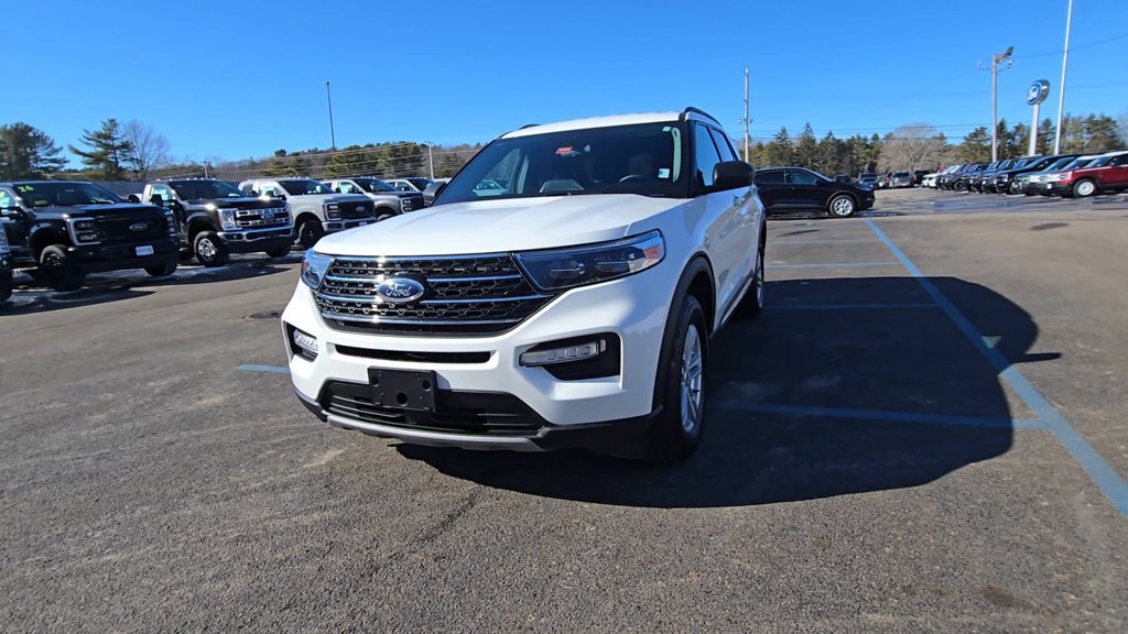 Certified 2023 Ford Explorer XLT w/ Equipment Group 202A AWD/4WD image 14