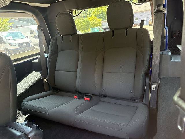 Used 2018 Jeep Wrangler Sport AWD/4WD image 21
