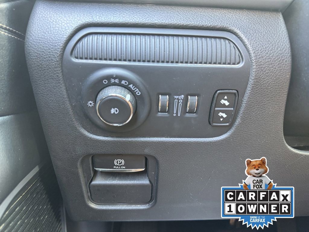 Used 2024 Jeep Wagoneer L Series II w/ Flexible Seating Group RWD image 31