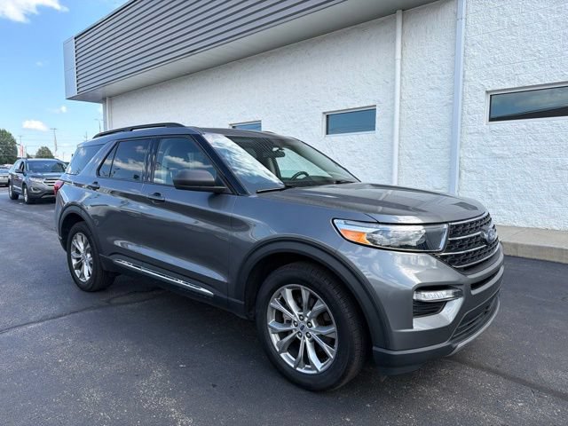 Certified 2024 Ford Explorer XLT w/ Equipment Group 202A