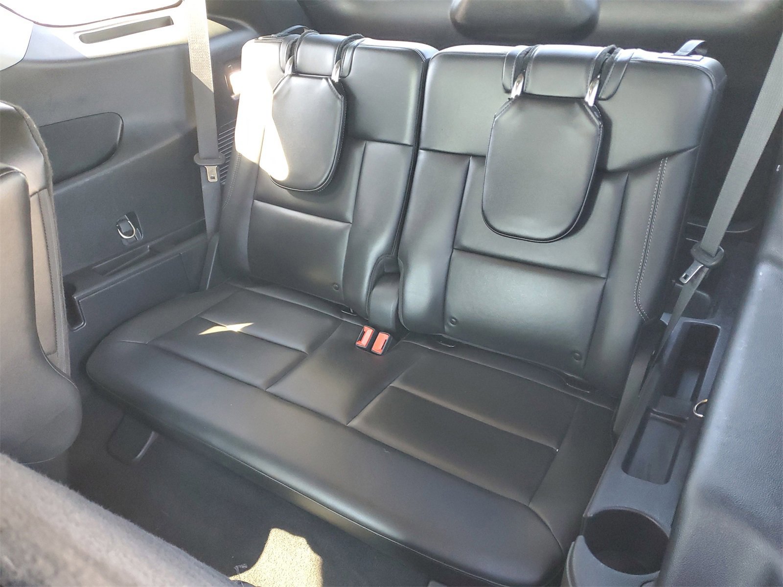 Certified 2022 Ford Explorer XLT w/ Equipment Group 202A image 13