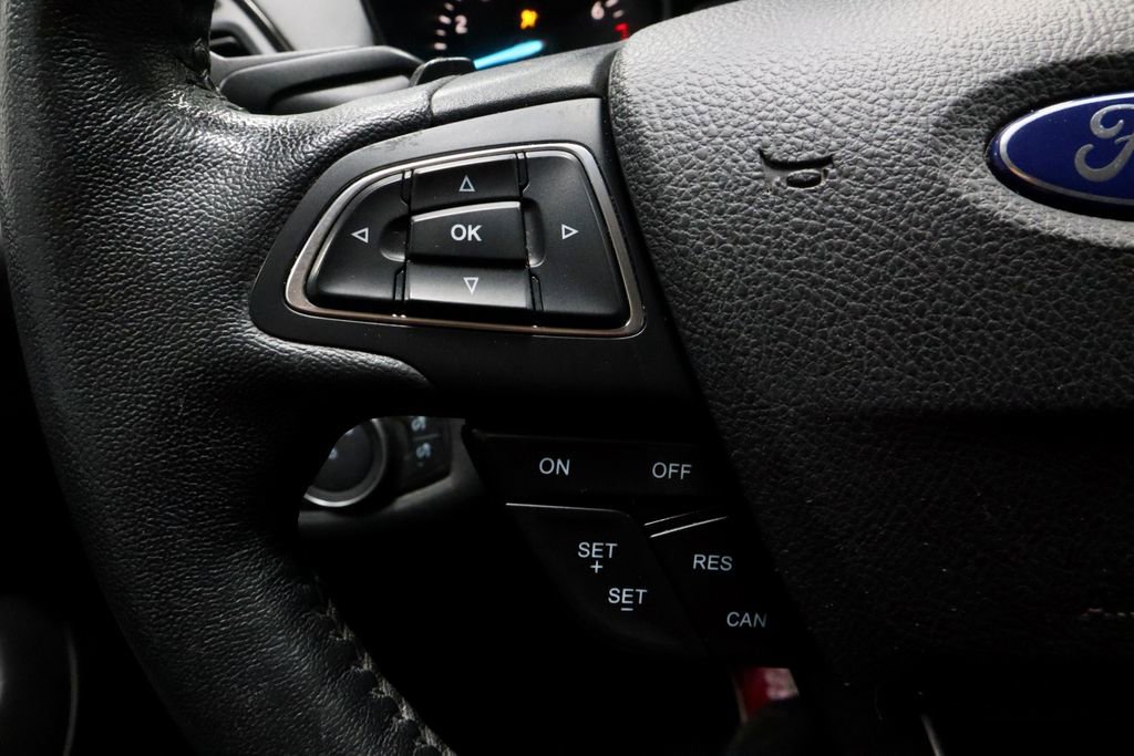 Certified 2017 Ford Escape Titanium image 28