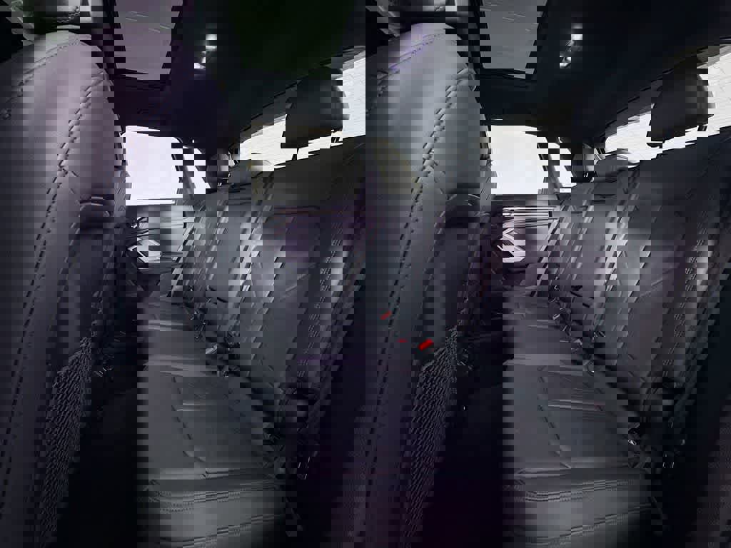 Used 2024 Audi Q3 2.0T Premium image 14