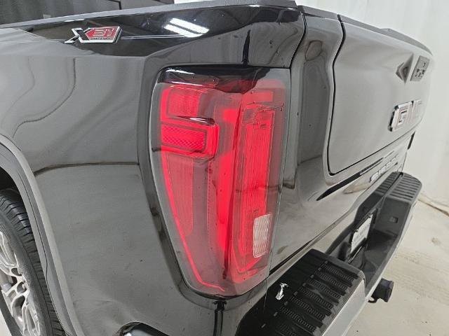 Used 2019 GMC Sierra 1500 SLT w/ SLT Convenience Package AWD/4WD image 37