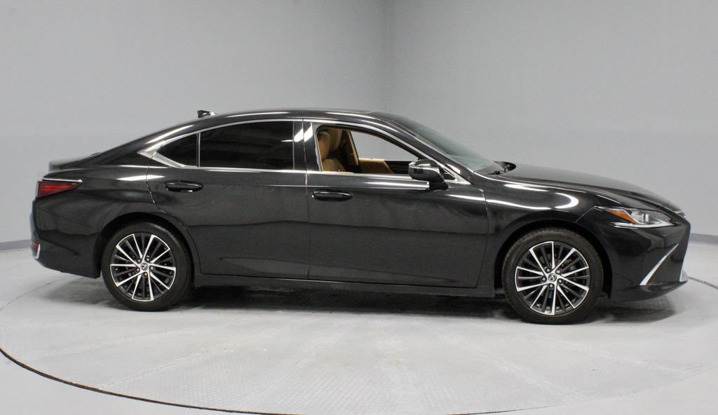 Used 2024 Lexus ES 250 w/ Premium Package AWD/4WD image 5