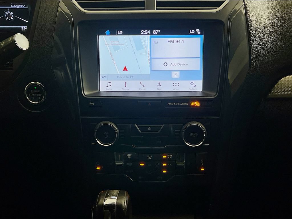 Certified 2018 Ford Explorer XLT w/ Equipment Group 202A AWD/4WD image 16