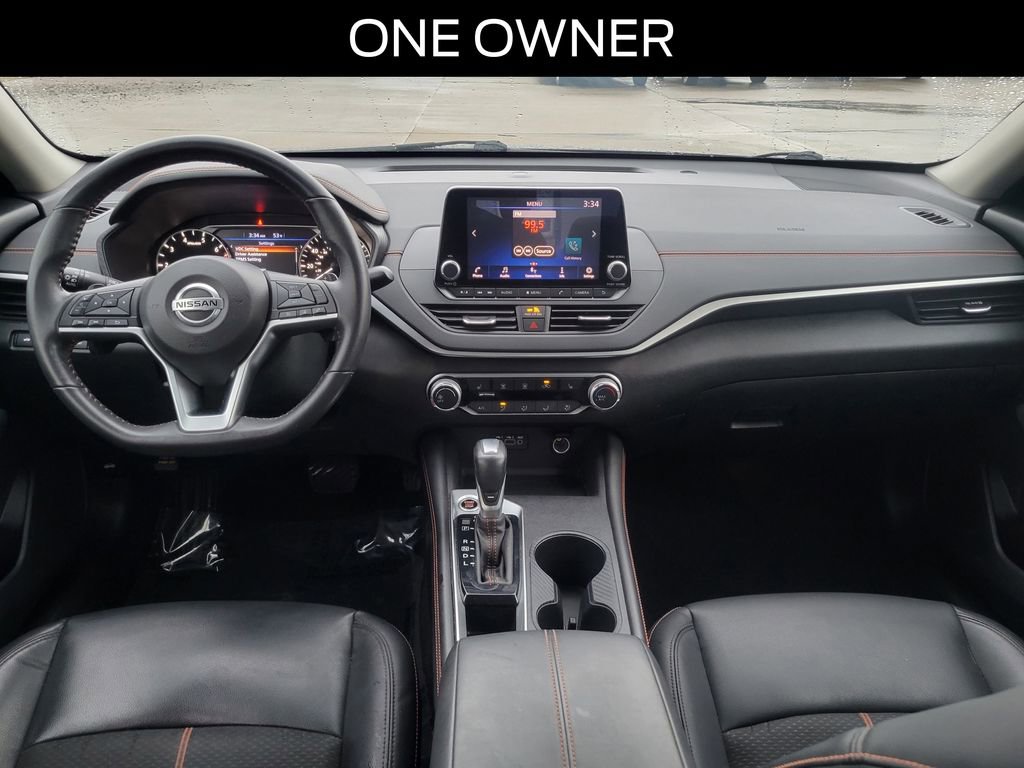 Used 2022 Nissan Altima 2.5 SR w/ Midnight Edition Package image 6