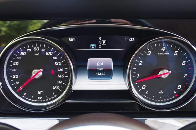 Used 2019 Mercedes-Benz E 450 Cabriolet image 35