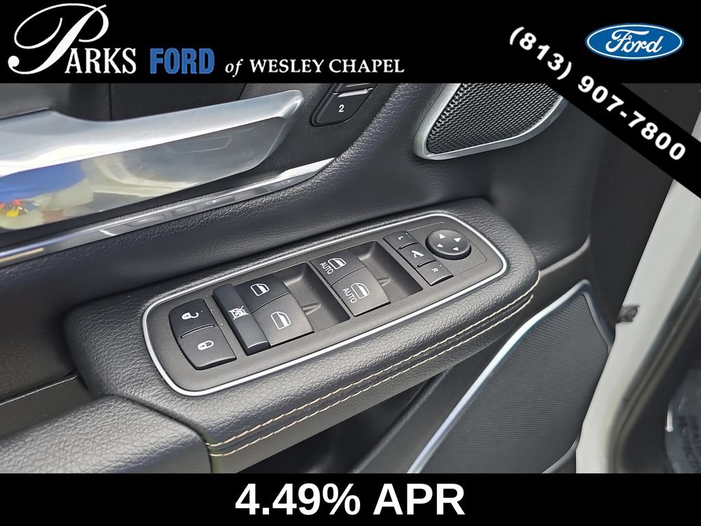 Used 2023 RAM 1500 Laramie AWD/4WD image 18