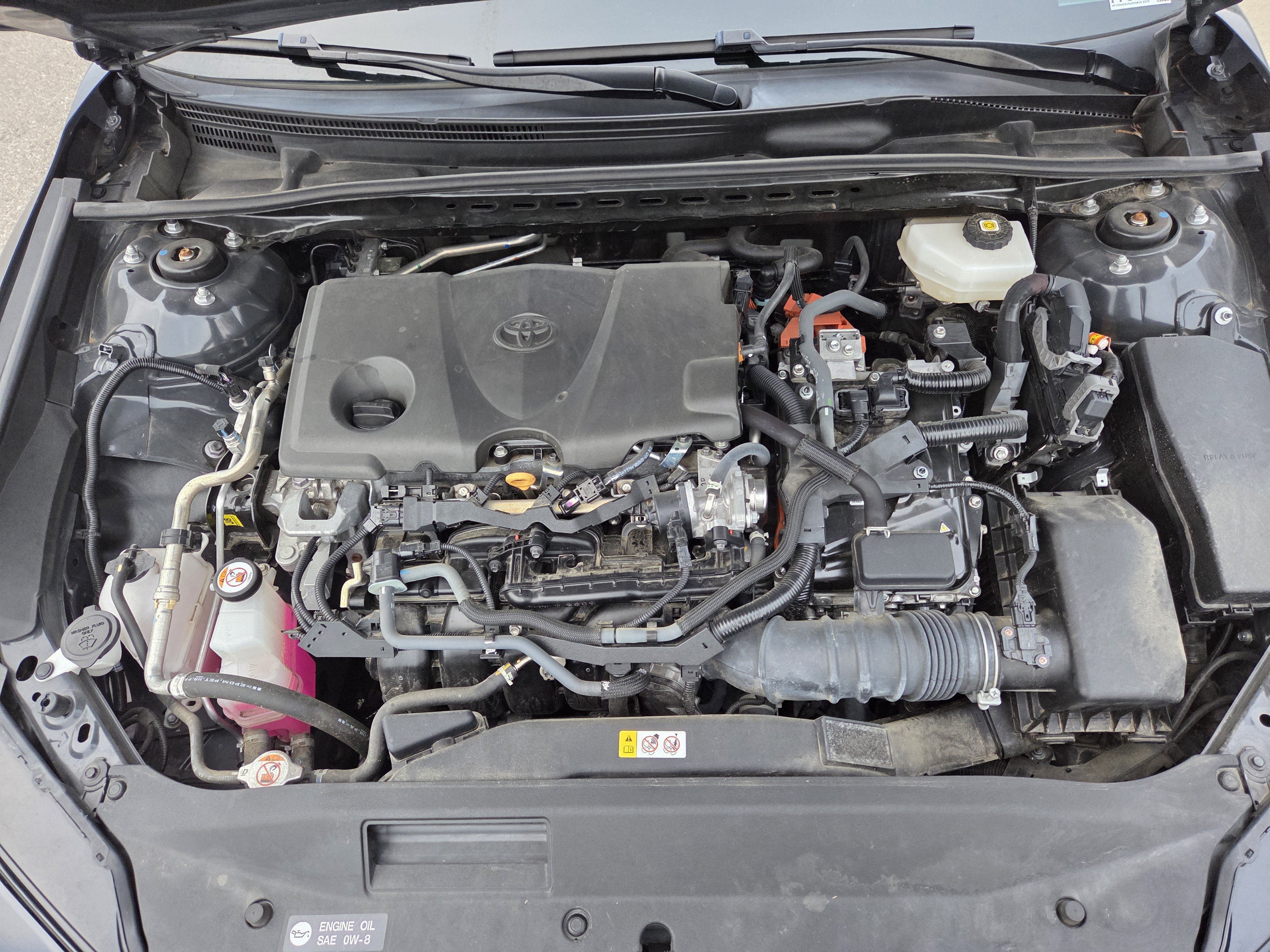 Used 2025 Toyota Camry SE FWD image 9