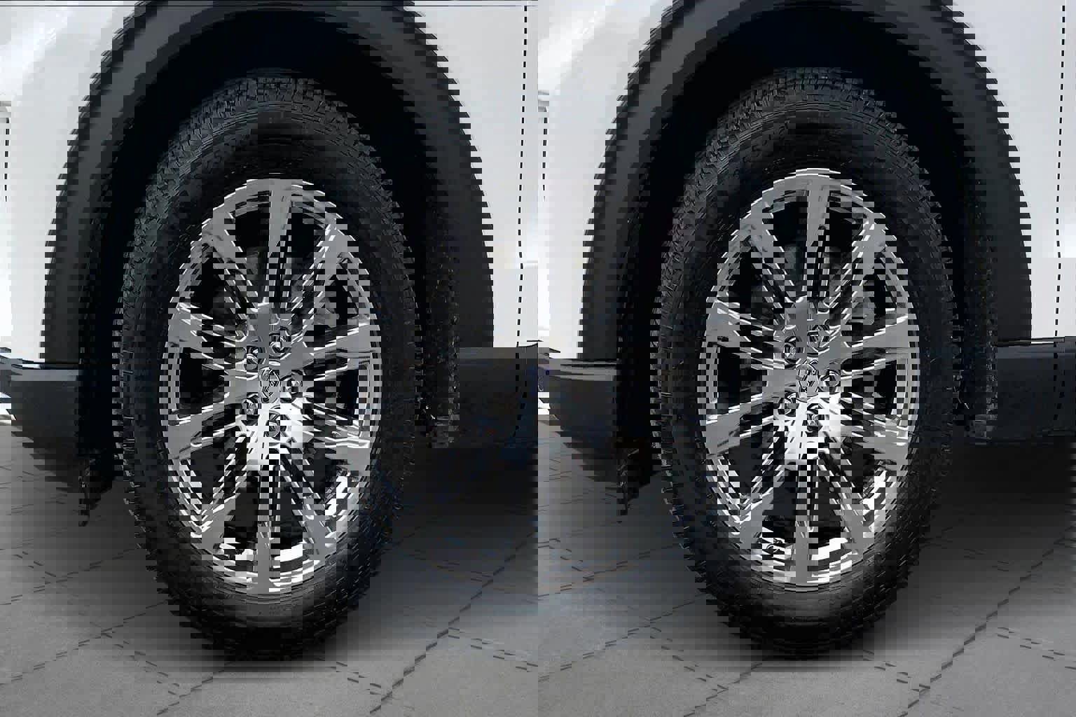 Certified 2025 Ford Explorer Platinum AWD/4WD image 13