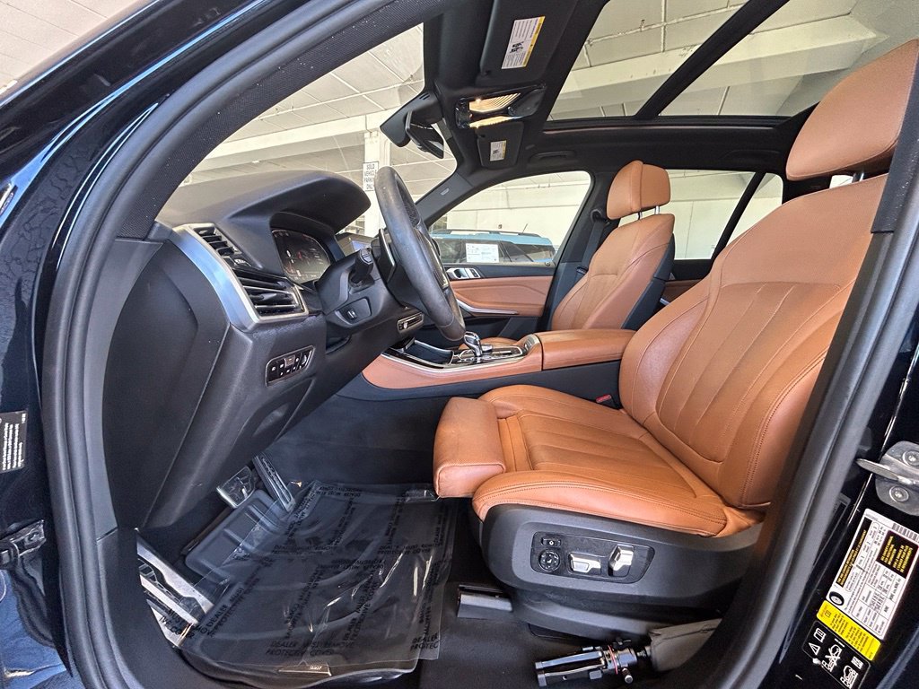 Used 2019 BMW X5 xDrive40i w/ M Sport Package AWD/4WD image 11
