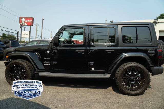 Used 2019 Jeep Wrangler Unlimited Sahara w/ Dual Top Group AWD/4WD image 5