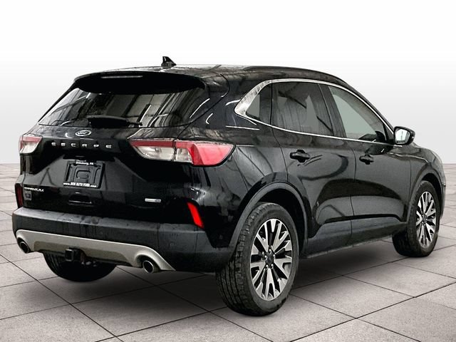 Certified 2020 Ford Escape Titanium AWD/4WD image 11