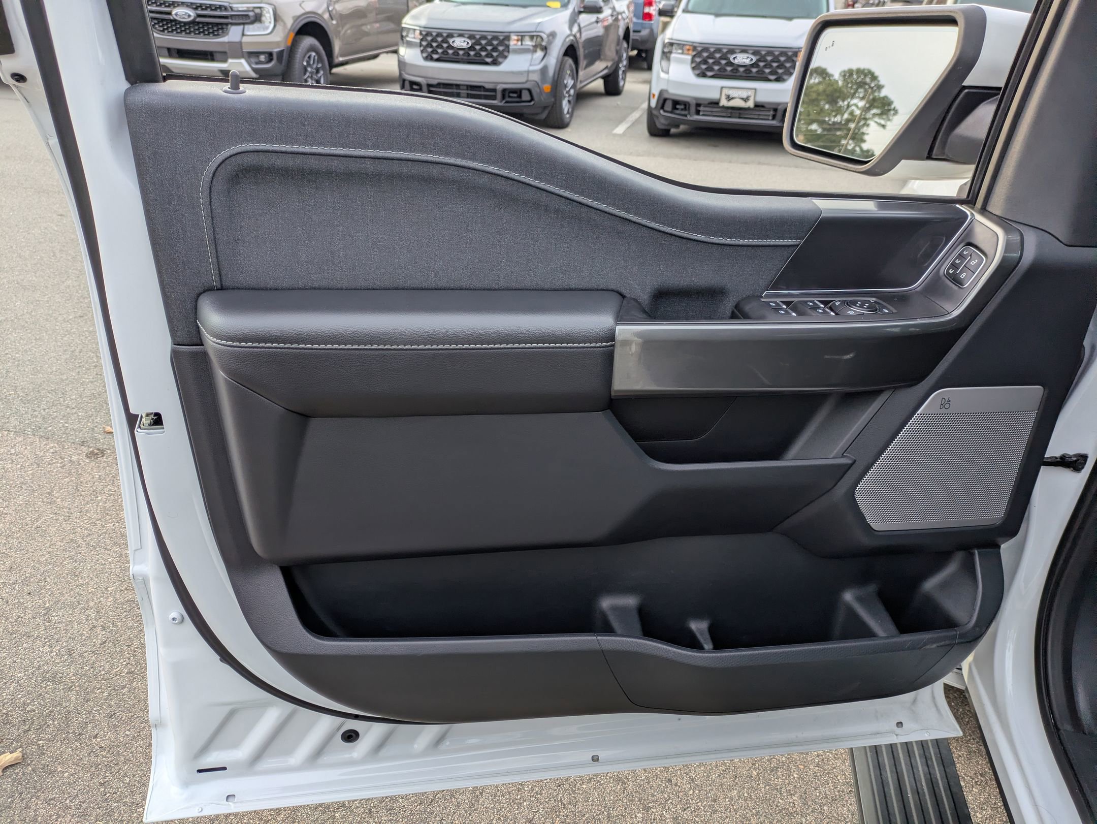 Certified 2023 Ford F150 Lariat w/ Equipment Group 502A High image 16