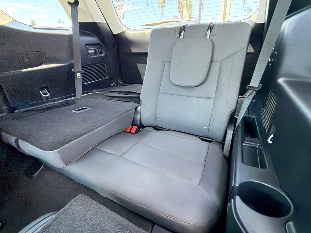 Certified 2025 Ford Explorer Active RWD image 39