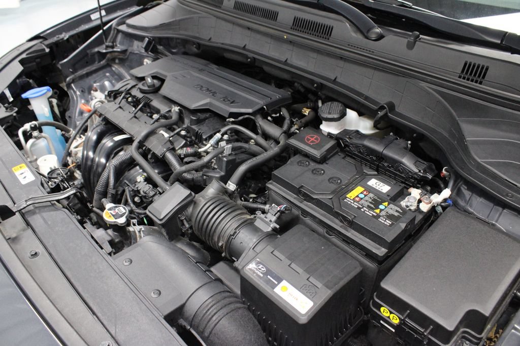 Used 2022 Hyundai Kona SE FWD image 12
