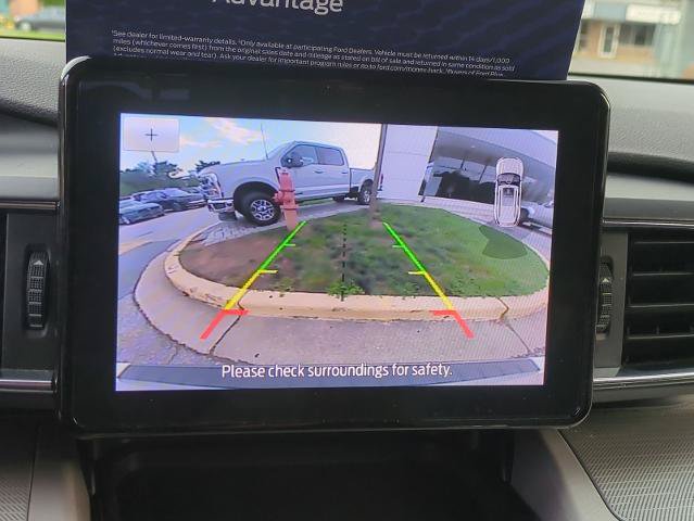 Certified 2023 Ford Explorer XLT w/ Equipment Group 202A AWD/4WD image 15