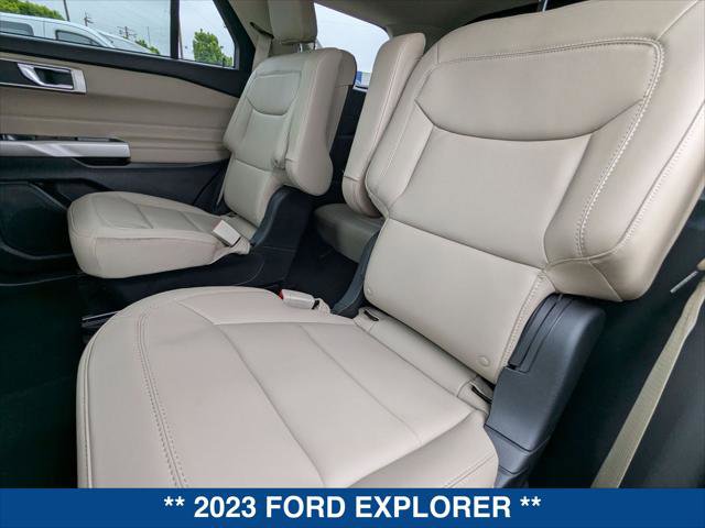 Certified 2023 Ford Explorer XLT w/ Equipment Group 202A RWD image 21