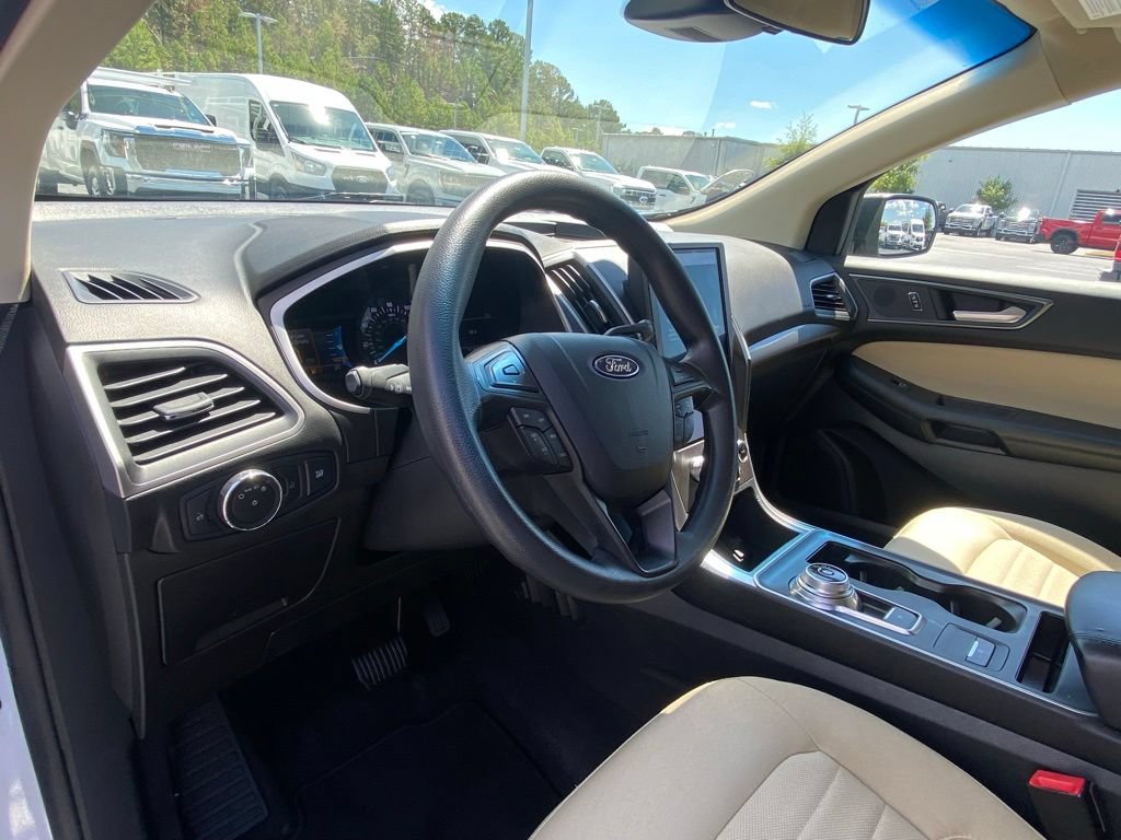 Certified 2021 Ford Edge SE FWD image 9