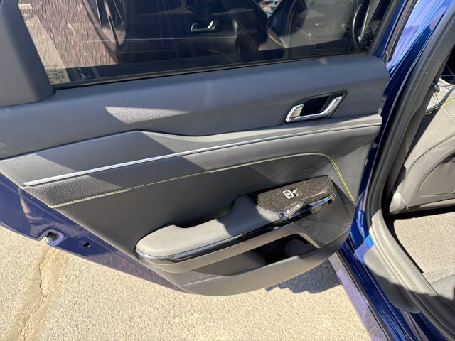 Used 2025 Kia K5 GT FWD image 13