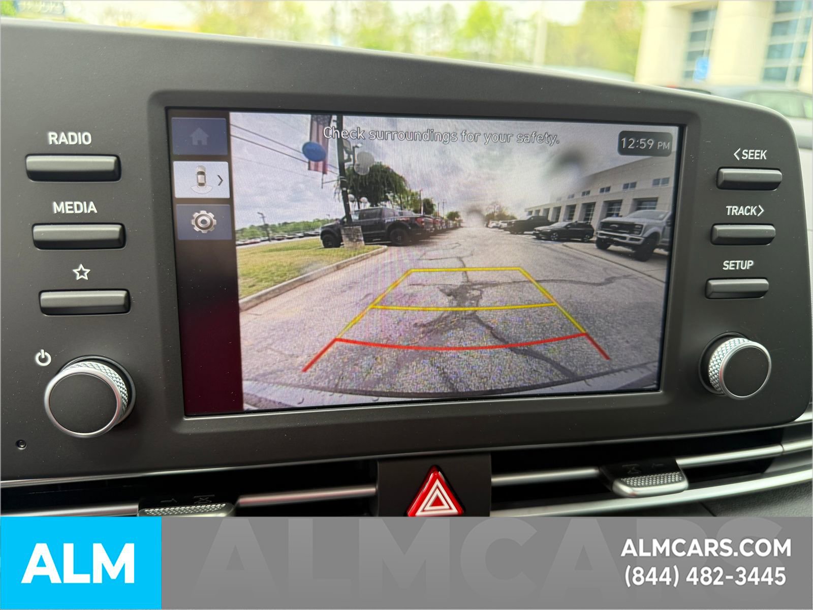 Used 2025 Hyundai Elantra SE image 14