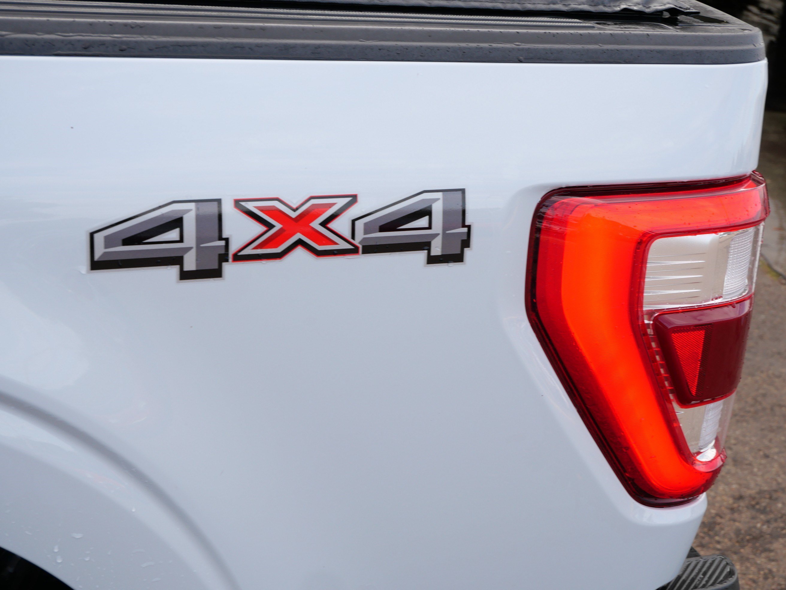Certified 2022 Ford F150 Lariat AWD/4WD image 18