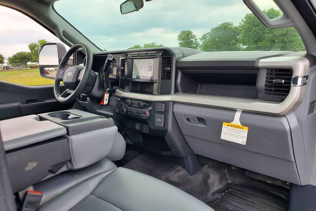 Certified 2024 Ford F250 XL w/ XL Off-Road Package AWD/4WD image 18