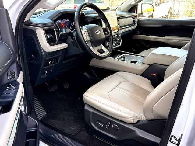 Certified 2023 Ford Expedition Limited image 7