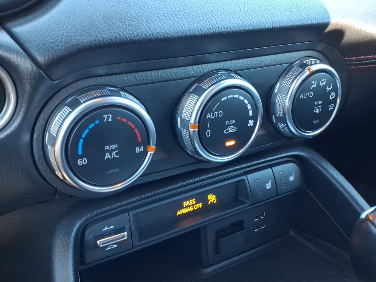 Used 2019 MAZDA MX-5 Miata RF Grand Touring image 20