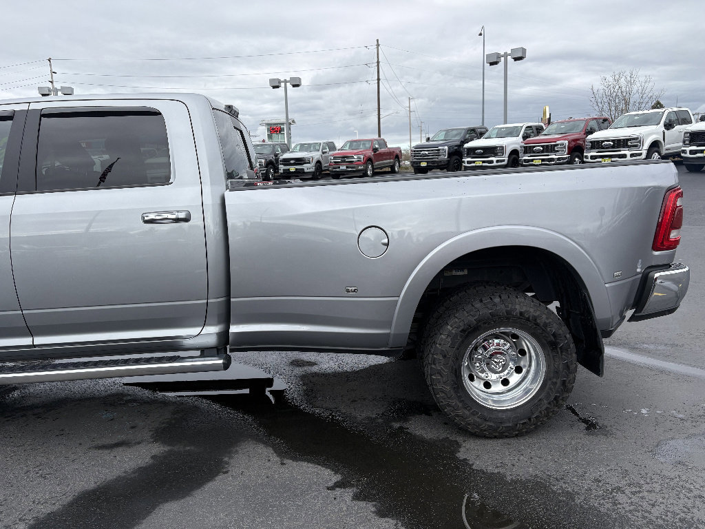 Used 2020 RAM 3500 Laramie AWD/4WD image 12