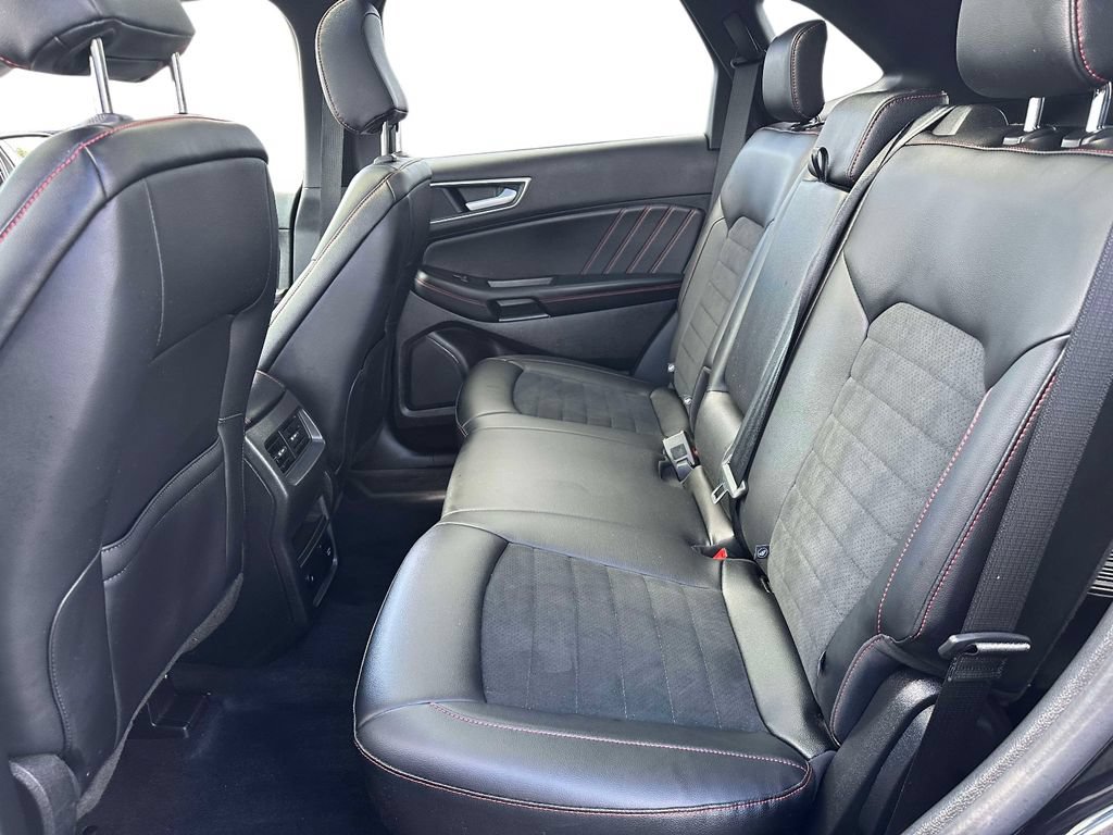Certified 2024 Ford Edge ST-Line w/ Class II Trailer Tow Package AWD/4WD image 13