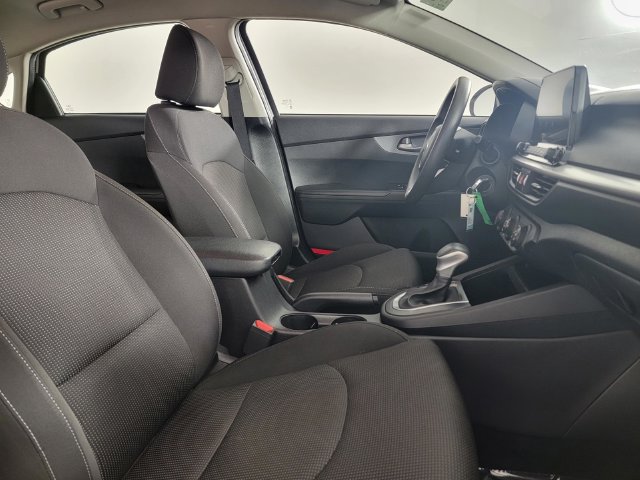 Used 2021 Kia Forte LXS FWD image 17
