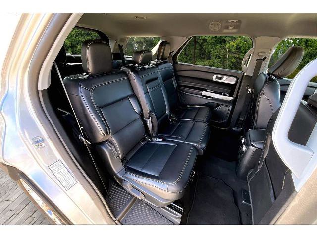 Certified 2024 Ford Explorer Limited image 23