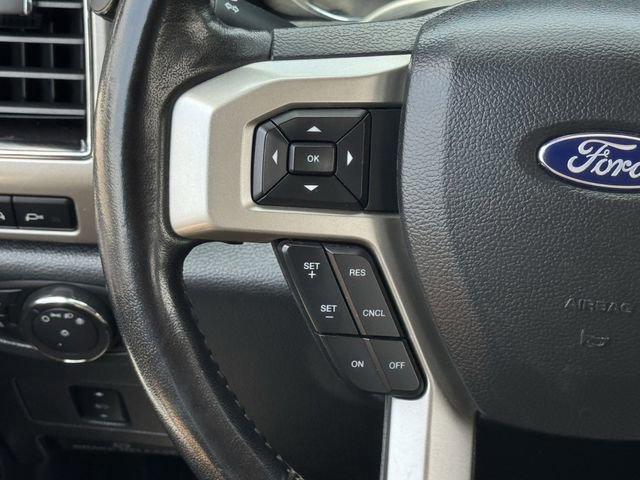 Certified 2022 Ford F250 Lariat w/ Lariat Value Package AWD/4WD image 12