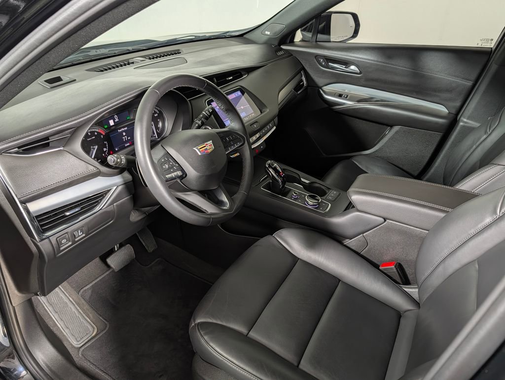 Used 2023 Cadillac XT4 Premium Luxury w/ Driver Assist Package FWD image 21