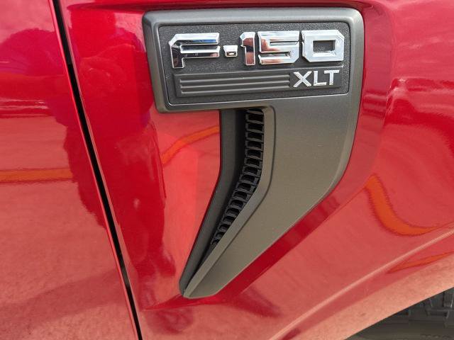 Certified 2022 Ford F150 XLT w/ Equipment Group 302A High image 16