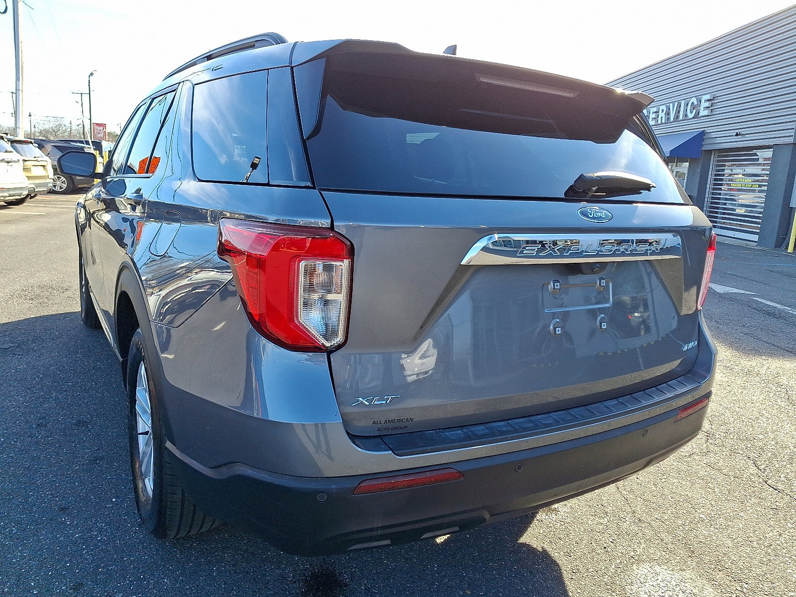 Certified 2024 Ford Explorer XLT image 8