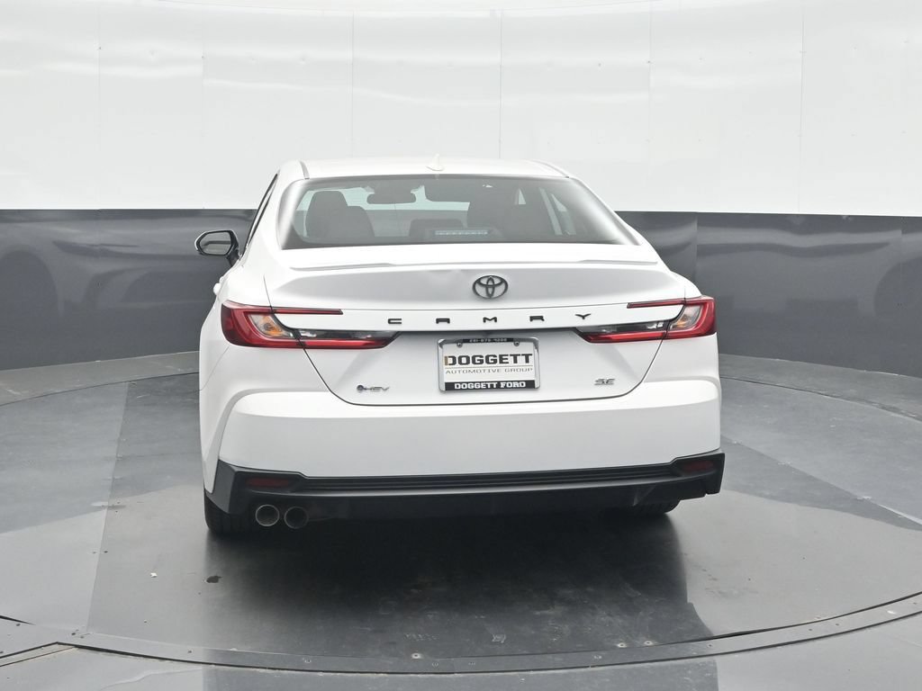 Used 2025 Toyota Camry SE FWD image 17