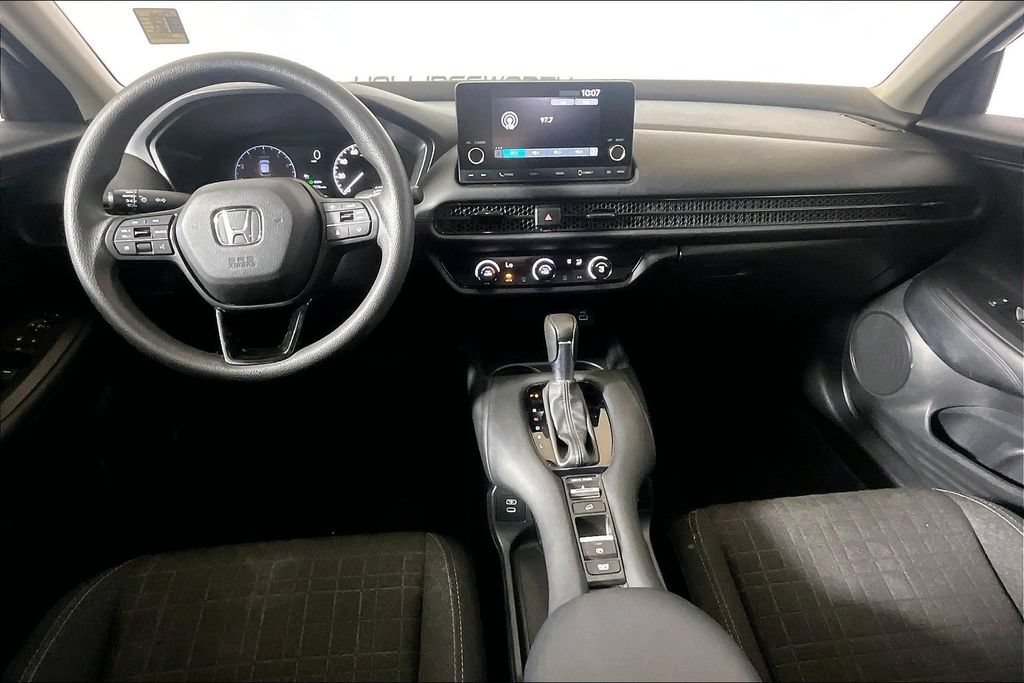 Used 2025 Honda HR-V LX image 11