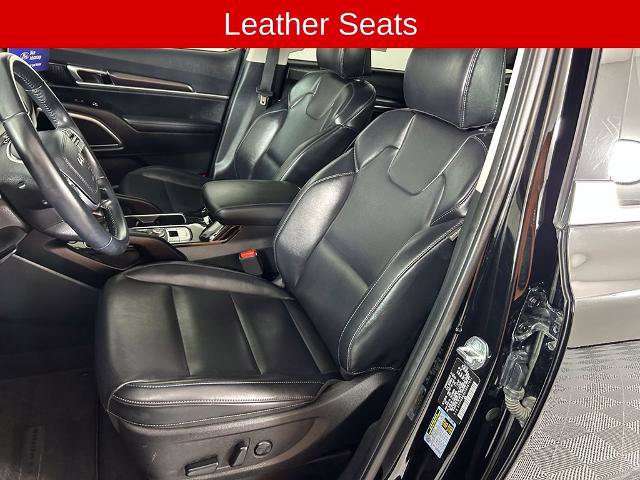 Used 2025 Kia Telluride S AWD/4WD image 11