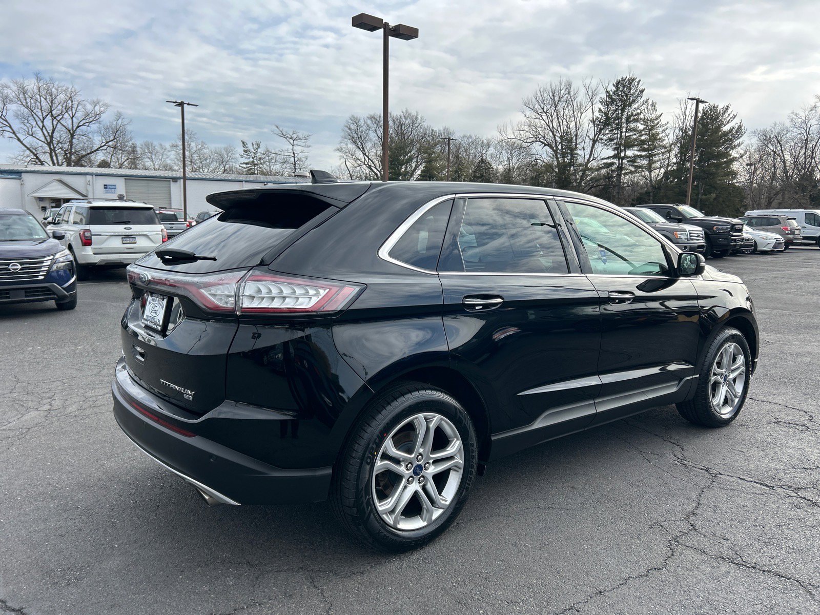 Certified 2018 Ford Edge Titanium w/ Equipment Group 301A image 15