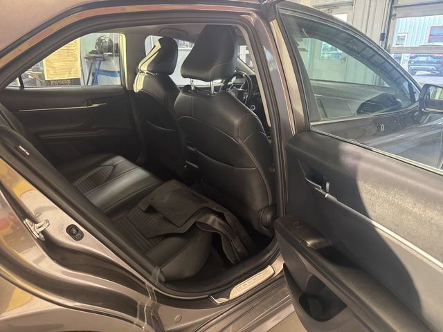Used 2023 Toyota Camry SE FWD image 11
