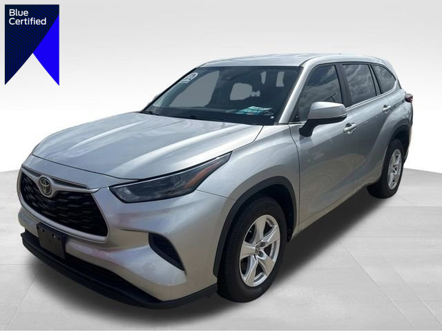 Used 2023 Toyota Highlander L FWD image 1