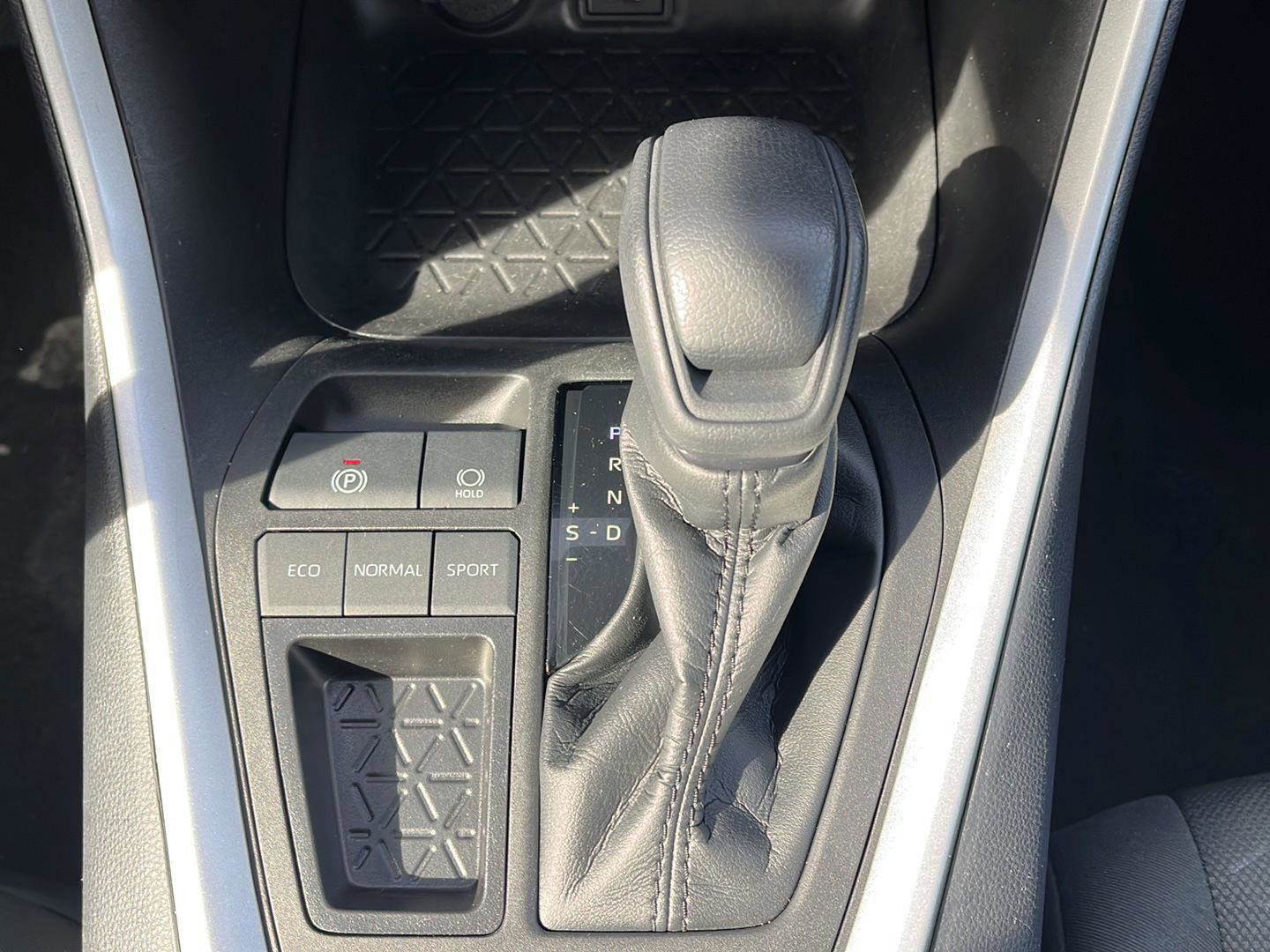 Used 2023 Toyota RAV4 XLE image 26